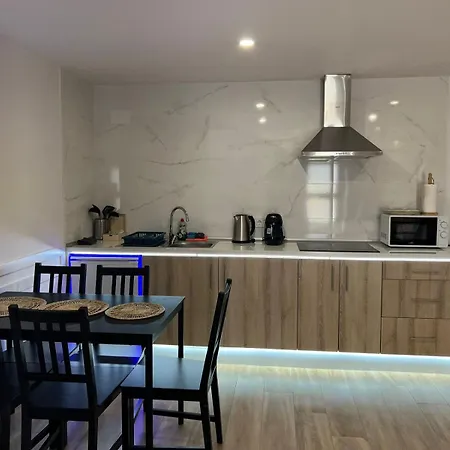 Aparthotel Carbonell 1 *