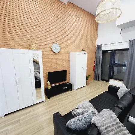 Apart Otel Carbonell 1