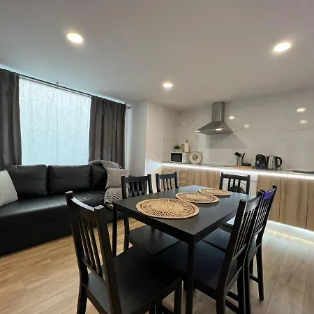 Carbonell 1 Hotel apartamentowy