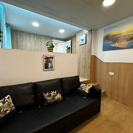 Apart Otel Carbonell 1 4*