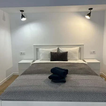 Carbonell 1 Hotel apartamentowy 4*