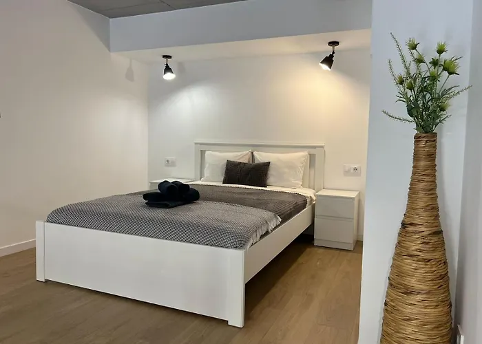 Ξενοδοχείο με διαμερίσματα Carbonell 1 4*